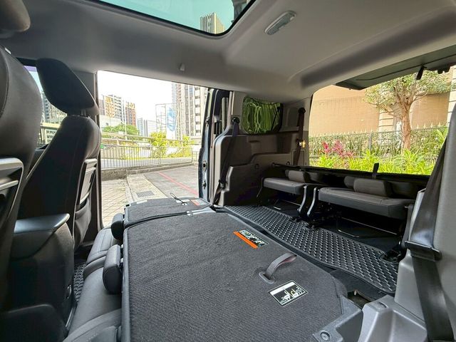 FORD福特 TOURNEO CONNECT  第17張相片