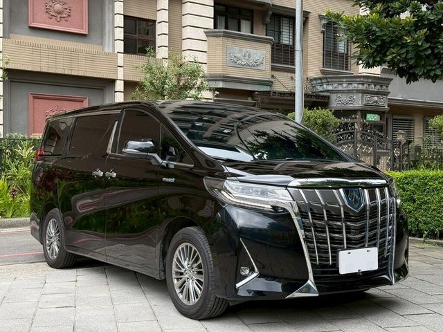 TOYOTA豐田 ALPHARD  第3張相片