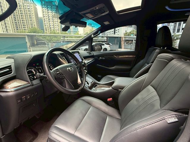 TOYOTA豐田 ALPHARD  第16張相片