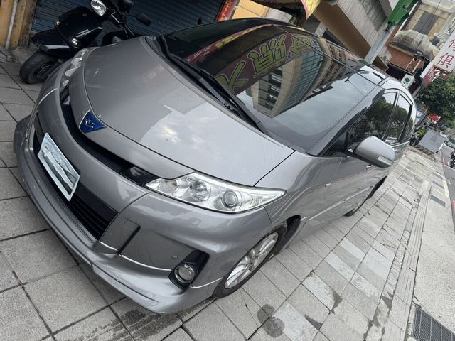 TOYOTA豐田 PREVIA  第1張相片