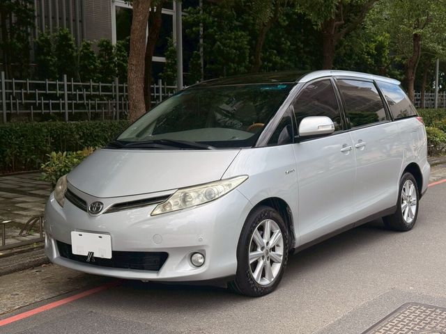 TOYOTA豐田 PREVIA  第1張相片