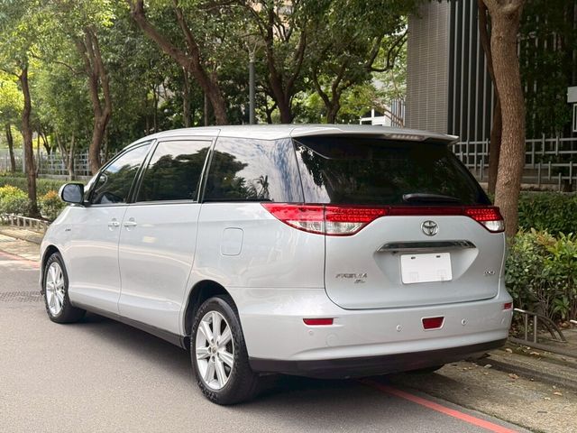 TOYOTA豐田 PREVIA  第4張相片