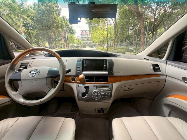 TOYOTA豐田 PREVIA  第7張相片
