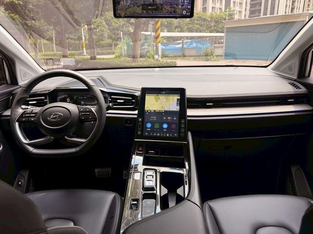 HYUNDAI現代 CUSTIN  第8張相片