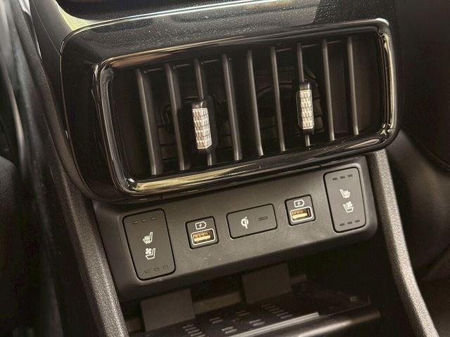HYUNDAI現代 CUSTIN  第19張相片