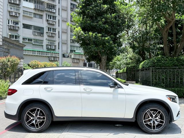 M-BENZ賓士 GLC300  第5張相片