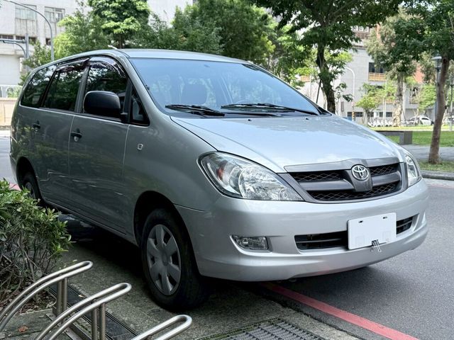 TOYOTA豐田 INNOVA  第3張相片