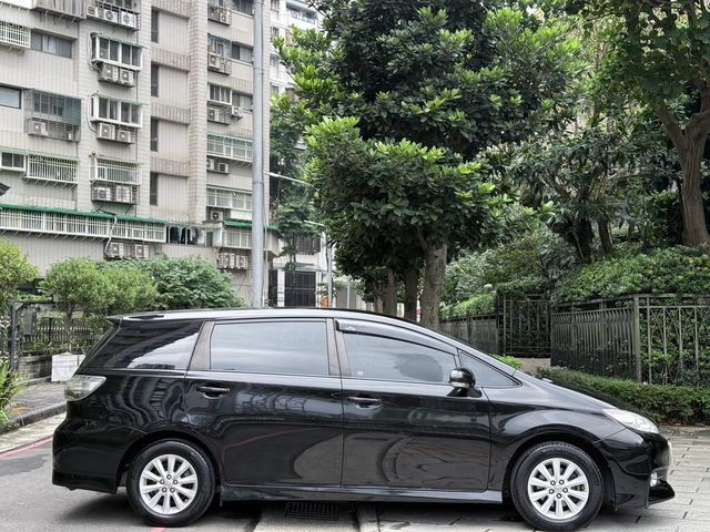 TOYOTA豐田 WISH  第7張相片