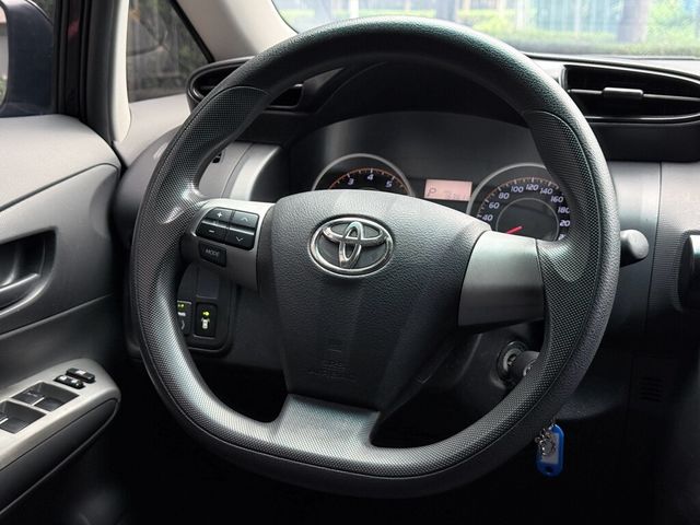 TOYOTA豐田 WISH  第9張相片