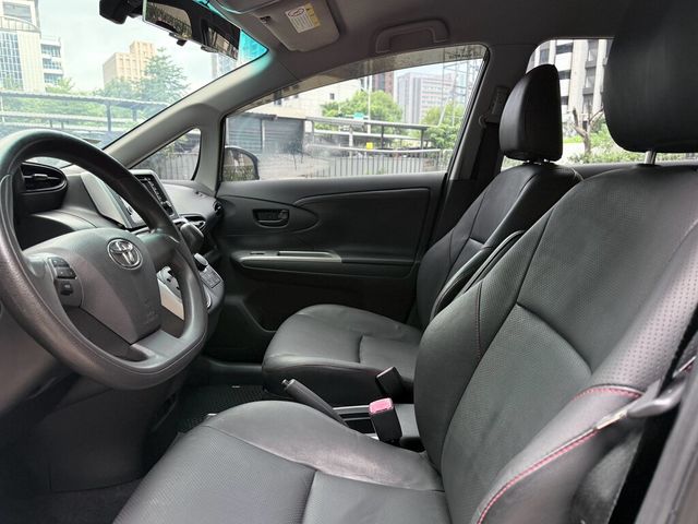 TOYOTA豐田 WISH  第12張相片