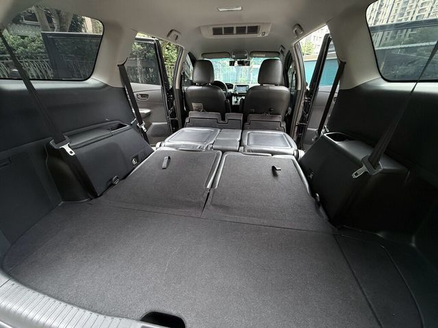 TOYOTA豐田 WISH  第15張相片