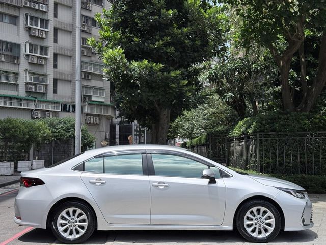TOYOTA豐田 ALTIS  第5張相片