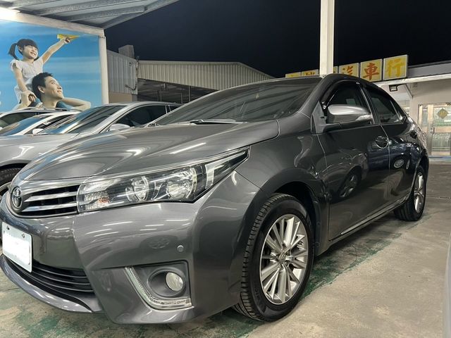 TOYOTA豐田 ALTIS  第1張相片