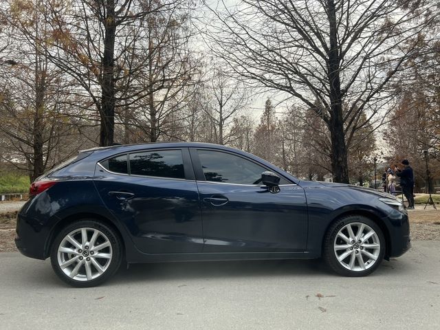 MAZDA馬自達 MAZDA 3  第3張相片