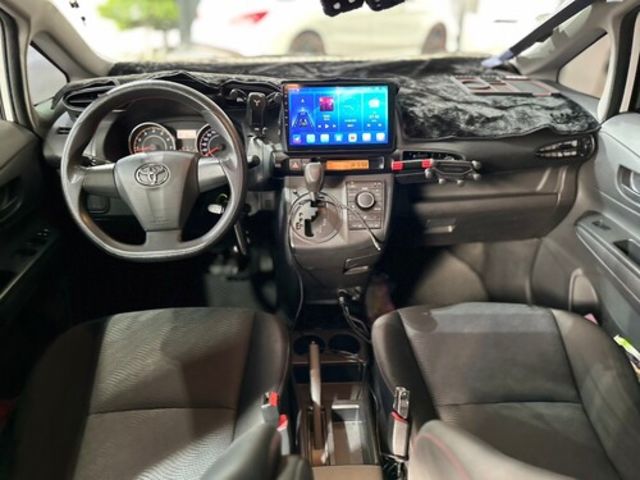 TOYOTA豐田 WISH  第5張相片