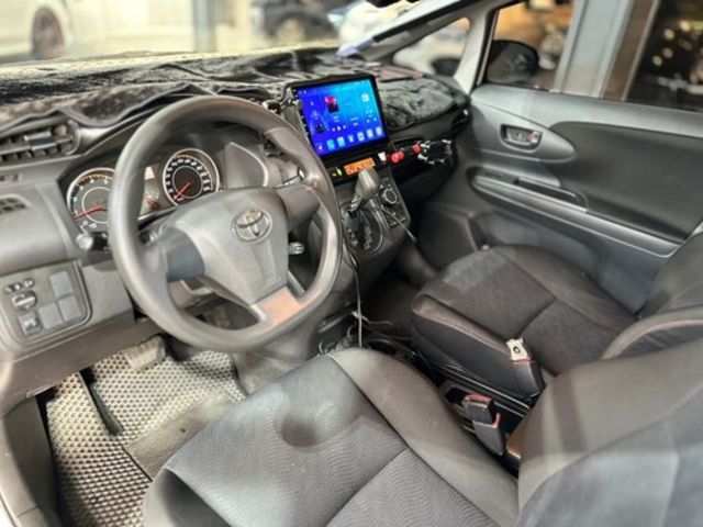 TOYOTA豐田 WISH  第12張相片