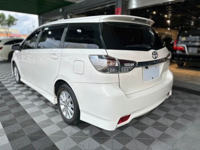 TOYOTA豐田 WISH  第14張相片