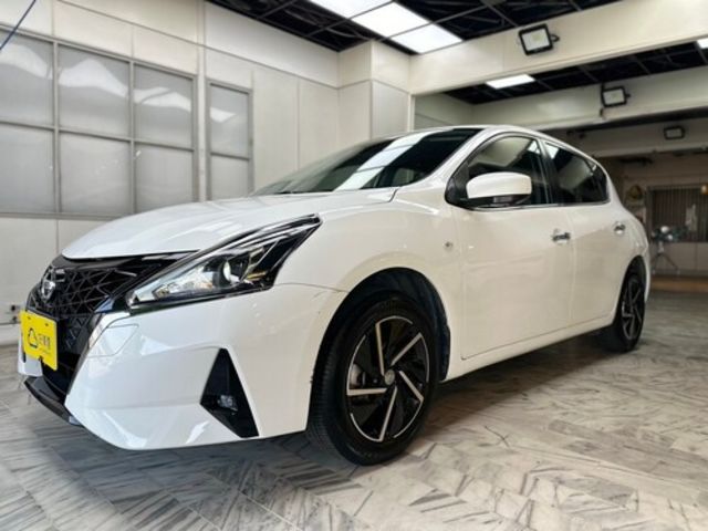 NISSAN日產 TIIDA  第1張相片