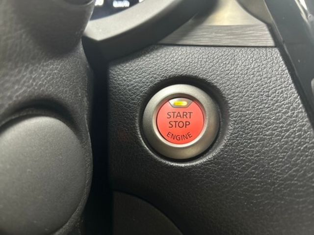 NISSAN日產 TIIDA  第12張相片