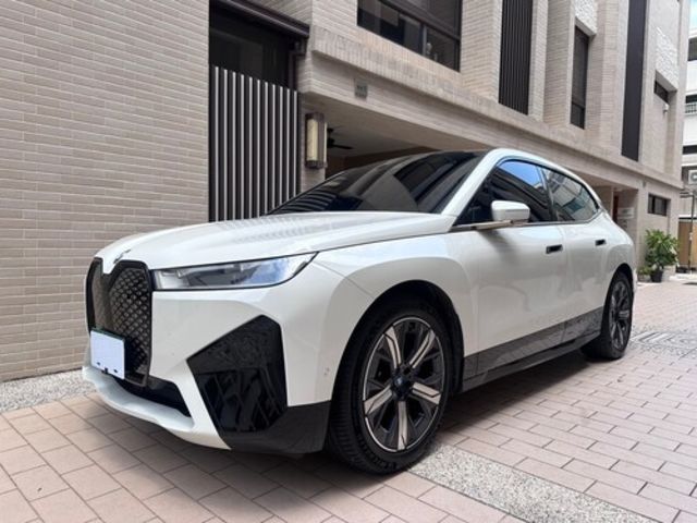 BMW寶馬 IX XDRIVE40  第1張相片