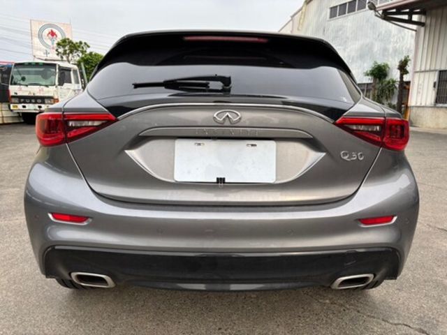 INFINITI無限 Q30  第4張相片