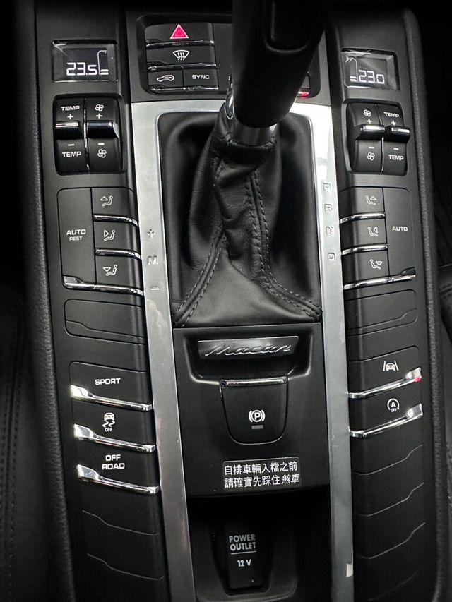 PORSCHE保時捷 MACAN  第12張相片