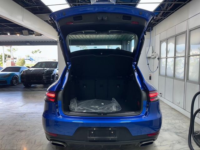 PORSCHE保時捷 MACAN  第17張相片