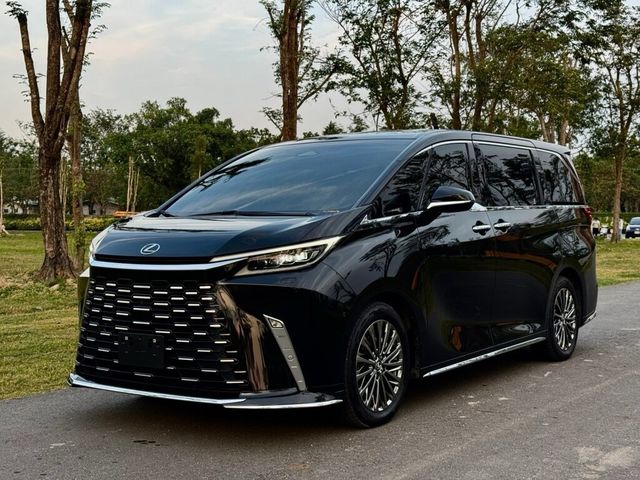 LEXUS凌志 LM500H  第1張相片