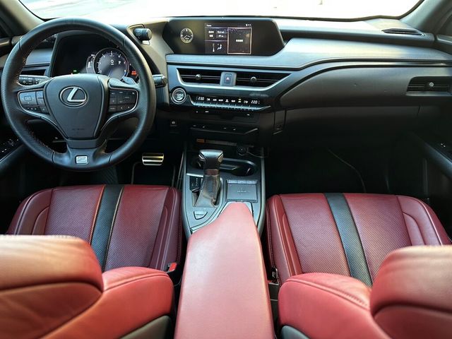 LEXUS凌志 UX200  第11張相片