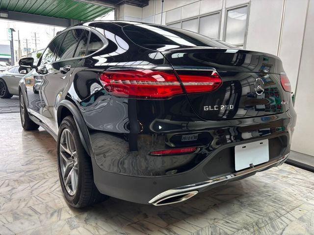M-BENZ賓士 GLC300 AMG COUPE  第6張相片