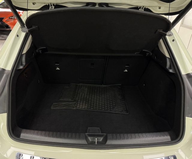 M-BENZ賓士 GLA200  第11張相片
