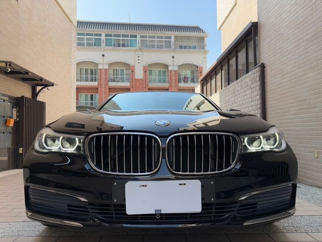 BMW寶馬 740LI LUXURY  第3張相片