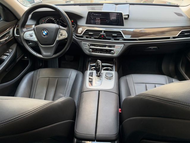 BMW寶馬 740LI LUXURY  第7張相片