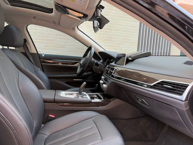 BMW寶馬 740LI LUXURY  第9張相片