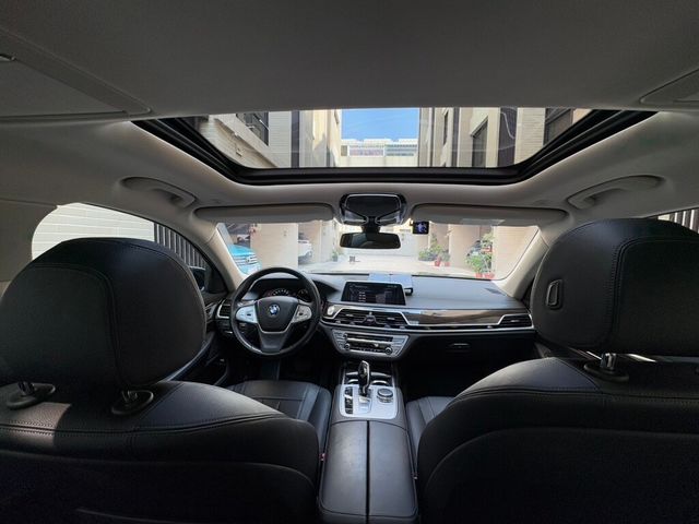 BMW寶馬 740LI LUXURY  第11張相片