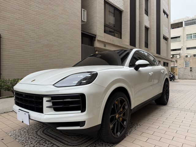 PORSCHE保時捷 CAYENNE  第2張相片