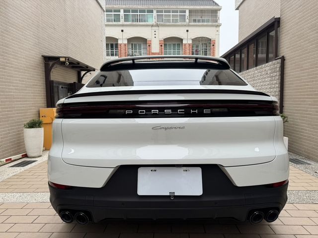 PORSCHE保時捷 CAYENNE  第6張相片