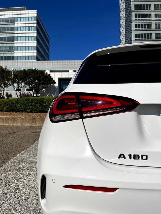 M-BENZ賓士 A180  第4張相片
