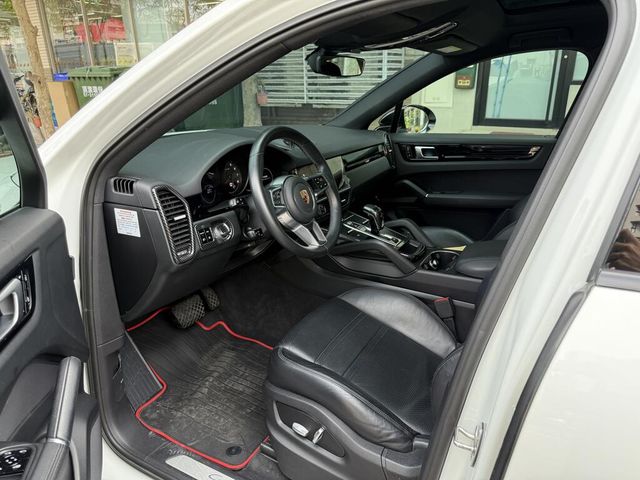 PORSCHE保時捷 CAYENNE  第6張相片