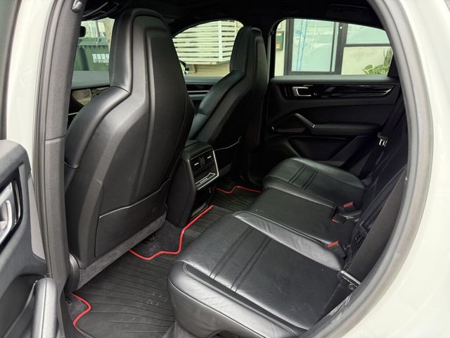 PORSCHE保時捷 CAYENNE  第10張相片