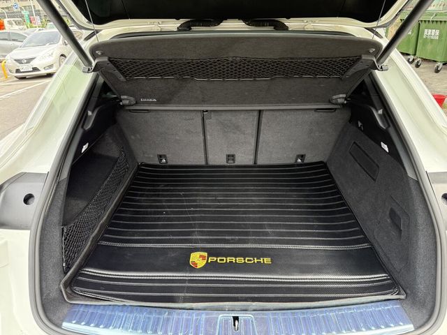 PORSCHE保時捷 CAYENNE  第11張相片