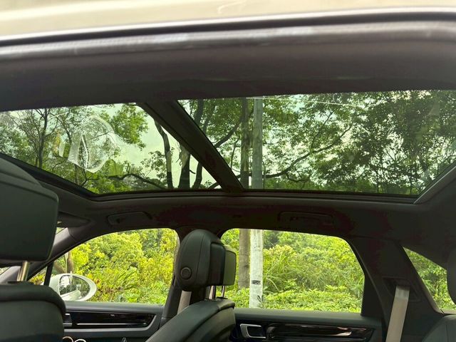 PORSCHE保時捷 CAYENNE  第10張相片