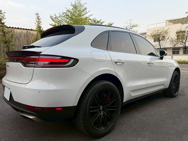 PORSCHE保時捷 MACAN  第5張相片