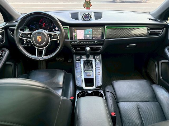 PORSCHE保時捷 MACAN  第7張相片