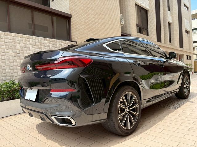 BMW寶馬 X6 XDRIVE40I  第2張相片