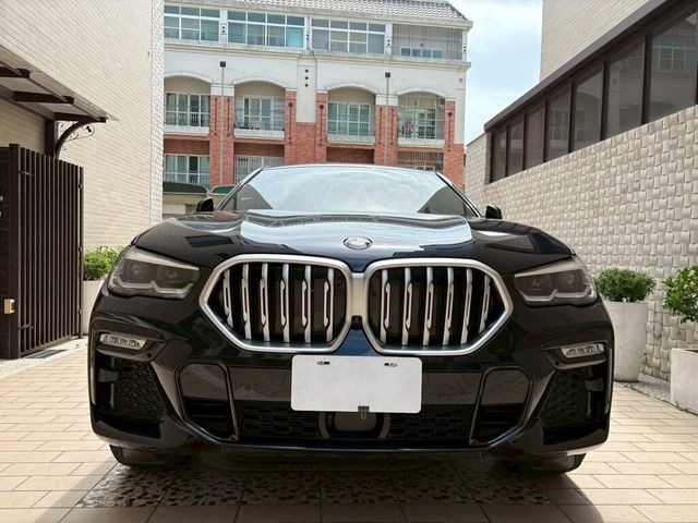 BMW寶馬 X6 XDRIVE40I  第3張相片