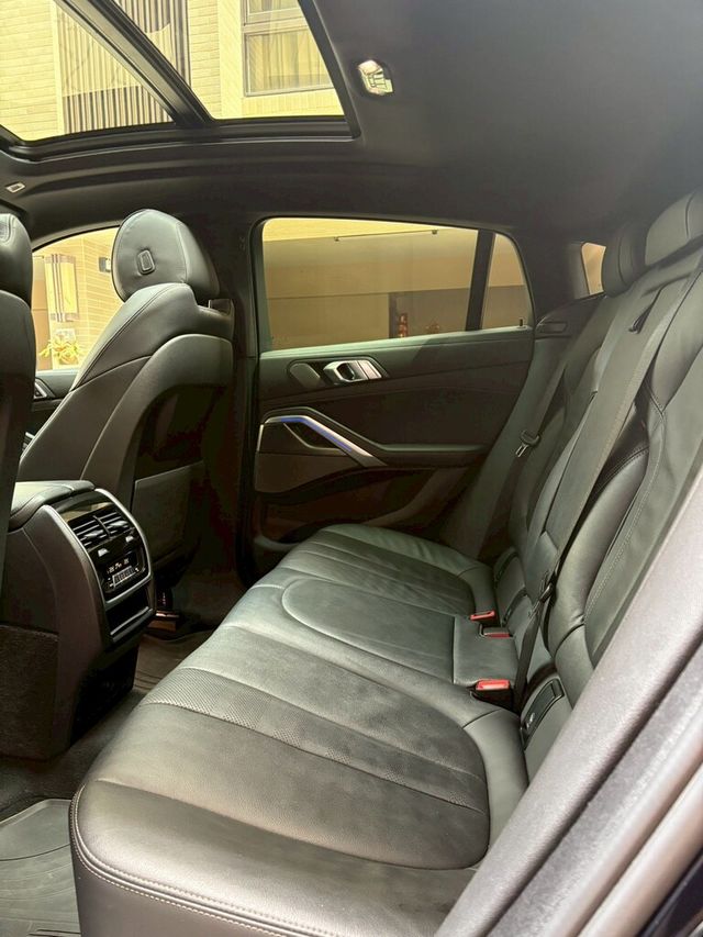 BMW寶馬 X6 XDRIVE40I  第6張相片