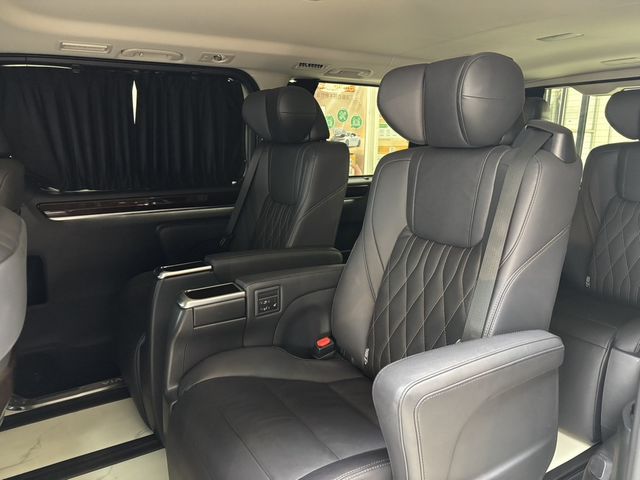 TOYOTA豐田 GRANVIA  第7張相片
