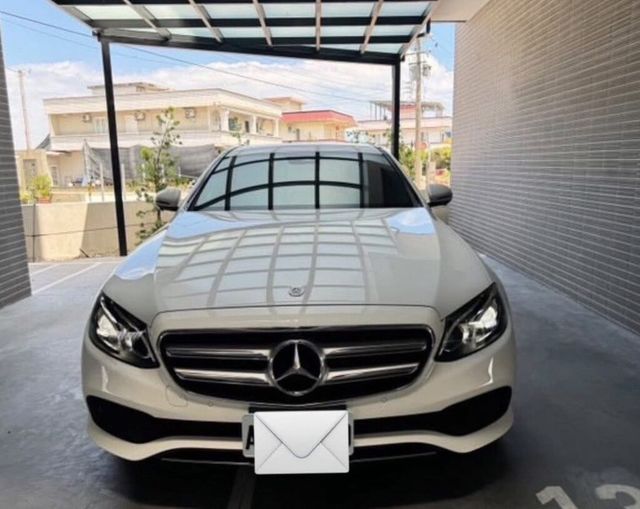 M-BENZ賓士 E200  第1張相片