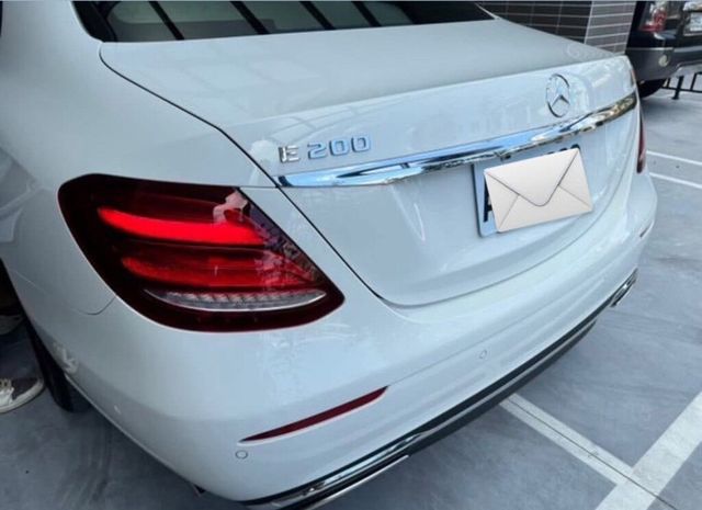 M-BENZ賓士 E200  第3張相片